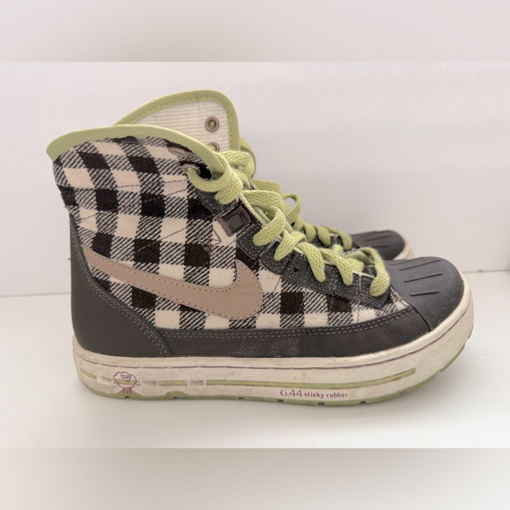 Nike Acg Sneaker Booties - Size 7